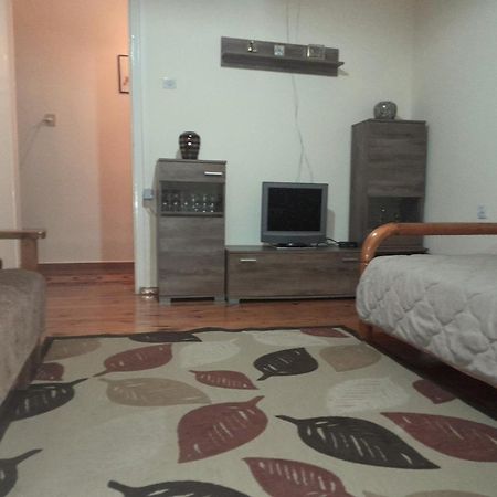 Tanias House Apartment Siatista Bagian luar foto