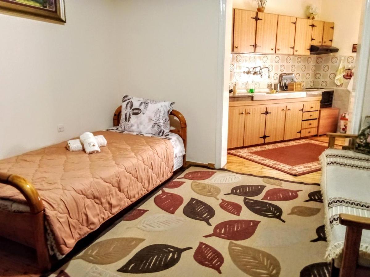 Tanias House Apartment Siatista Bagian luar foto